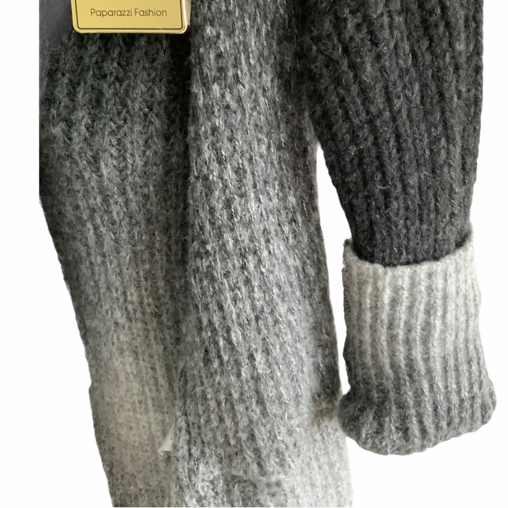 Ombre Grey Sweater with faux fur collar